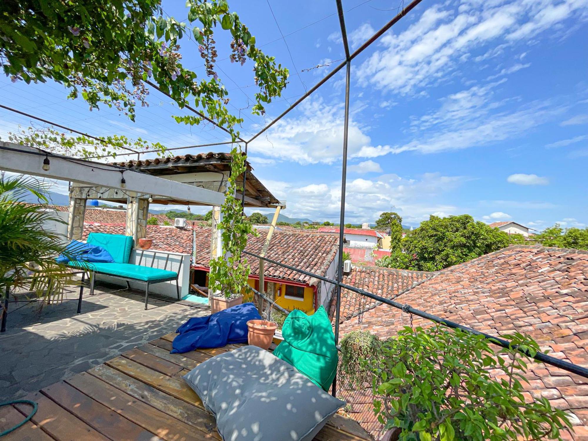 Oasis Hostel Granada Exterior photo