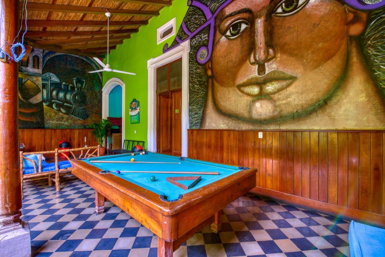 Oasis Hostel Granada Exterior photo